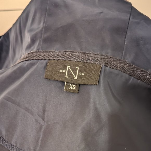 NKLS Quebec City Urban Streetwear Windbreaker with hood - Picture 9 of 9